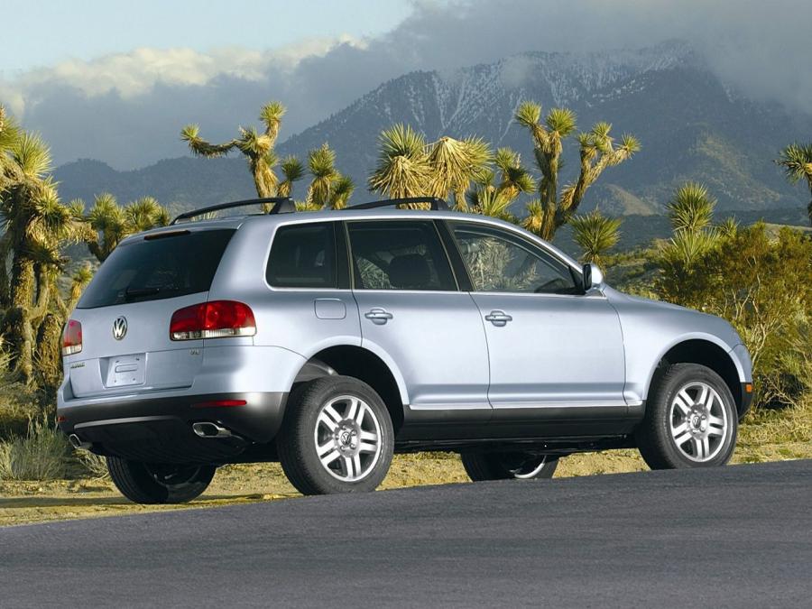  Volkswagen Touareg V8 2002 года  (US) (фото 2 из 9)